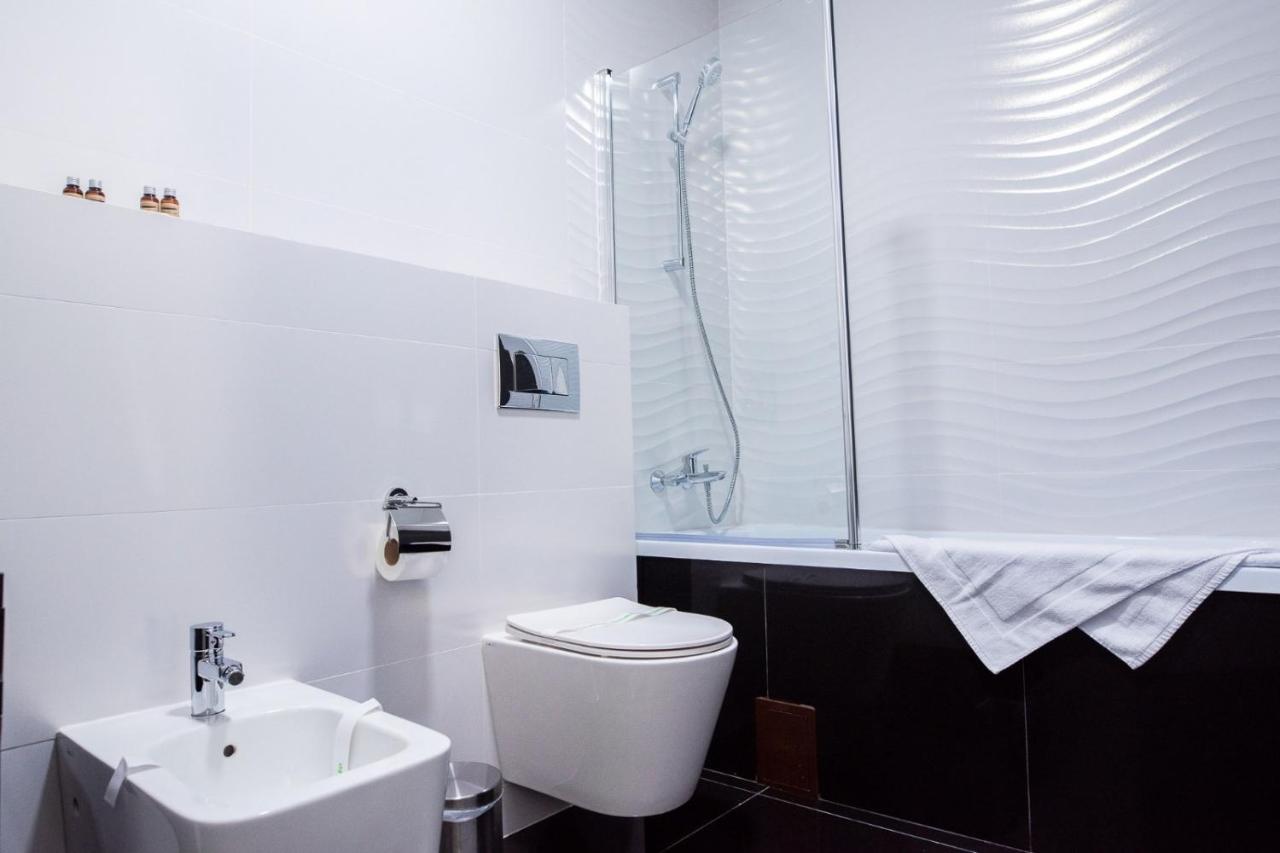 Hotel Complex Noblesse Vaslui Zewnętrze zdjęcie