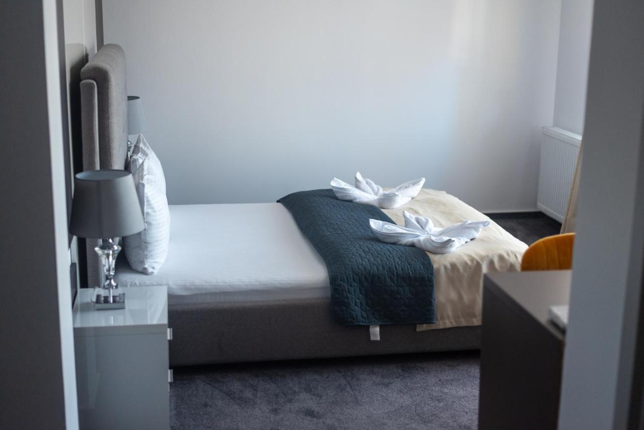 Hotel Complex Noblesse Vaslui Zewnętrze zdjęcie