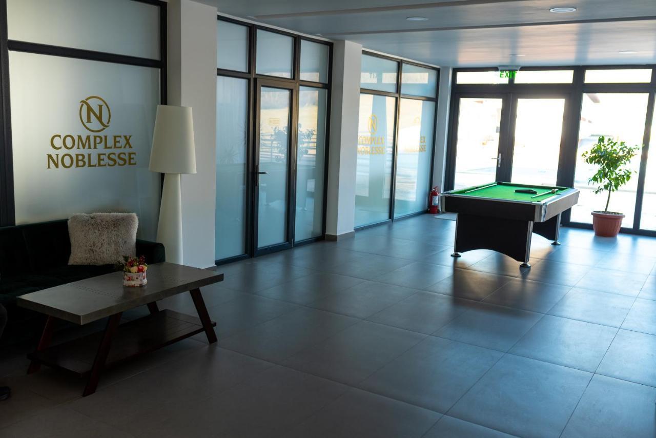 Hotel Complex Noblesse Vaslui Zewnętrze zdjęcie