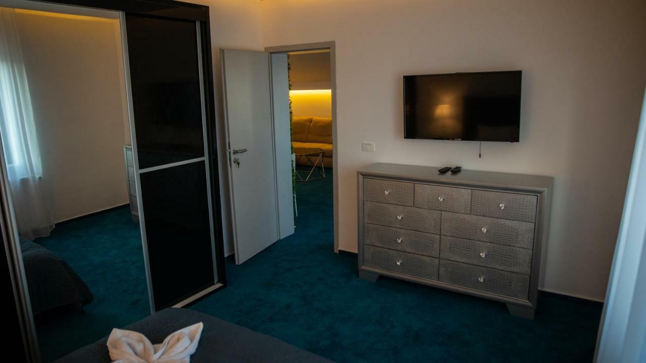 Hotel Complex Noblesse Vaslui Zewnętrze zdjęcie